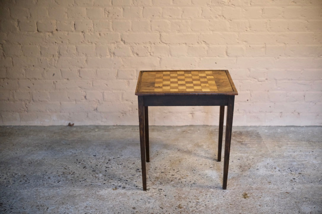 ROSEWOOD & SATINWOOD CHESS TABLE - Sophie Alliott | Artist in London | Framed Form & Sculptures